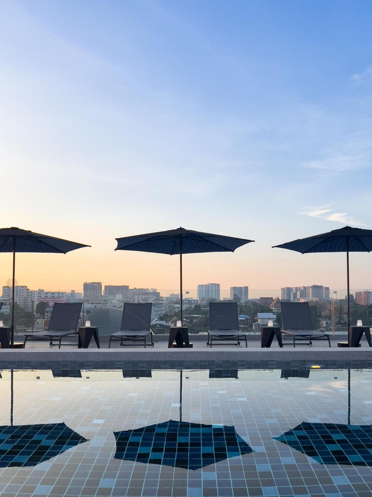 The Standardx, Bangkok Phra Arthit Hotel Exterior foto