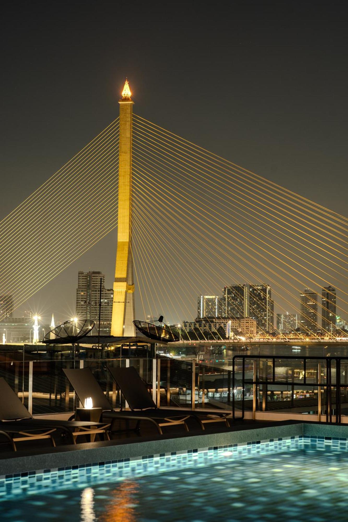 The Standardx, Bangkok Phra Arthit Hotel Exterior foto